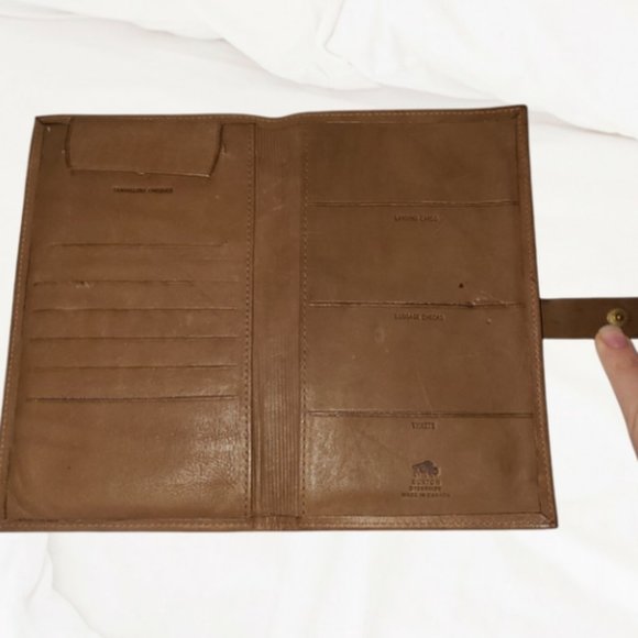 Buxton vintage tan steerhide leather Canada passport travel wallet - Picture 8 of 10